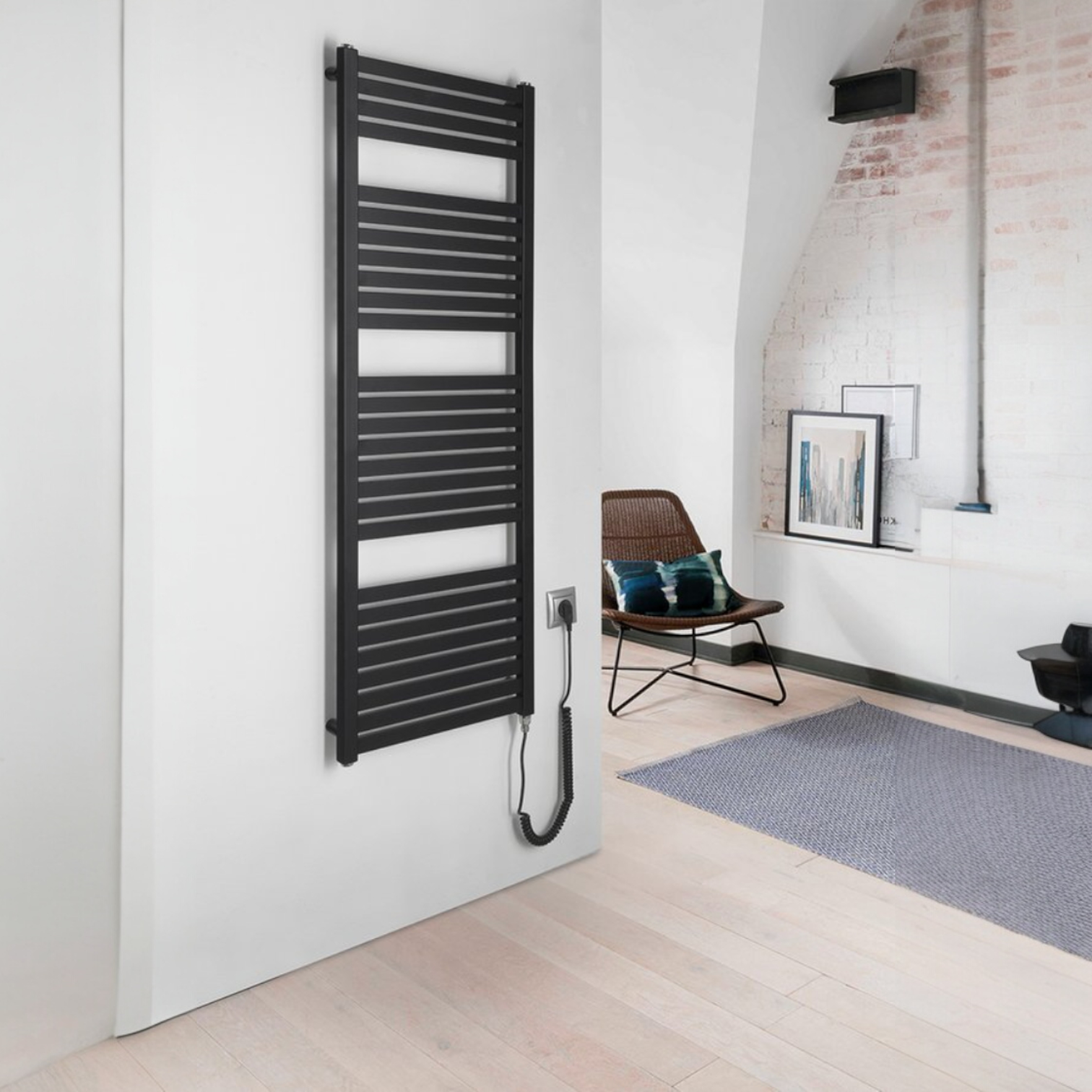 AQUALINE-TONDI-E-elektromos-furdoszobai-radiator-450x1330mm-500W-matt-fekete-DE476T_1 (1) AQUALINE TONDI-E elektromos fürdőszobai radiátor, 450x1330mm, 500W, matt fekete (DE476T) - Image 1
