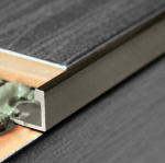 Viarprofil L Szögletes Titán Eloxált Alumínium Profil 10 mm X 2.7 M Szögletes élvédő (AL10T) - Image 5