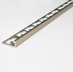 Viarprofil L Szögletes Szálcsiszolt Polírozott Titán Eloxált Alumínium Profil 12,5 mm X 2.7 M Szögletes élvédő (AL12HBT)